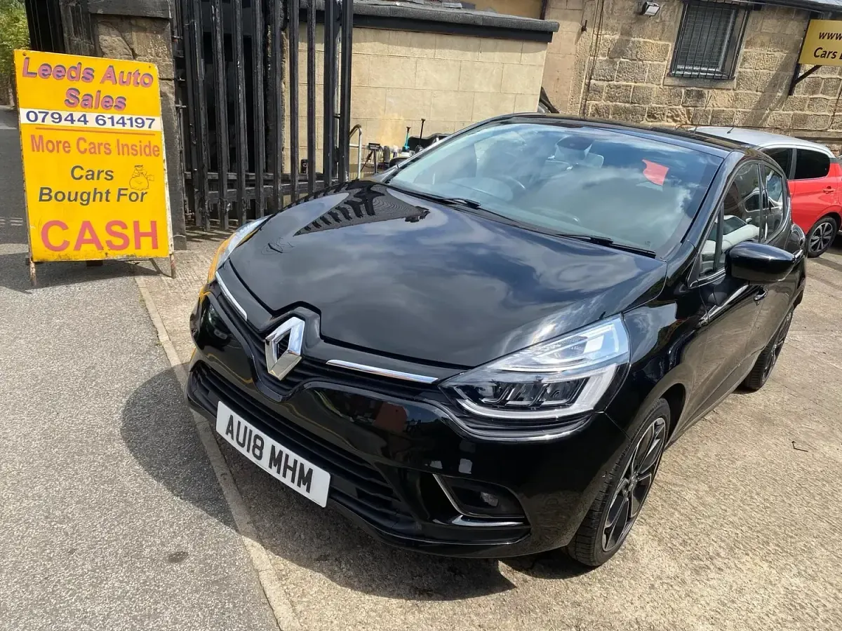 Used Renault Clio Dynamique 2018 Black Hatchback