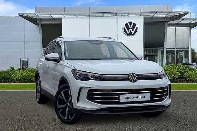 Used VW Tiguan Edition 150 HP (110 kW) 2024 Pure white SUV