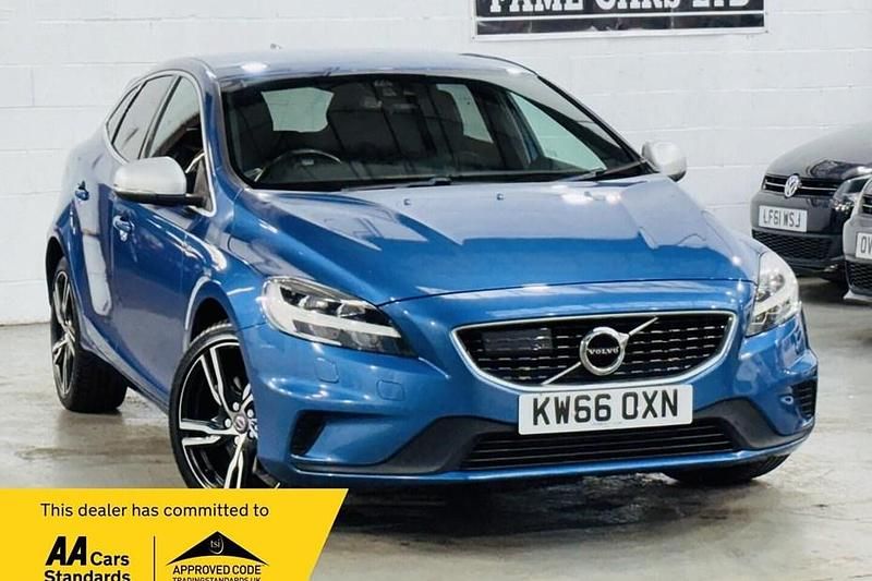 Blue Used 2016 Volvo V40 R-Design Pro Estate | £6,500 (Fair price) - Image 1/1
