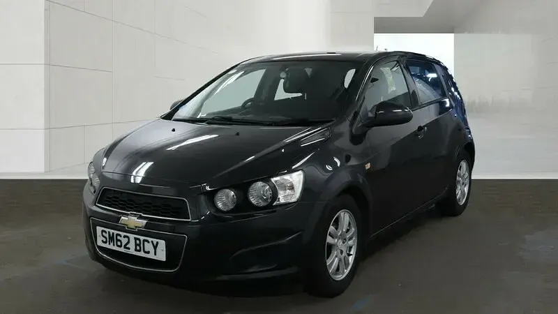 Used Chevrolet Aveo LT 72 HP (52 kW) 2012 Black Hatchback