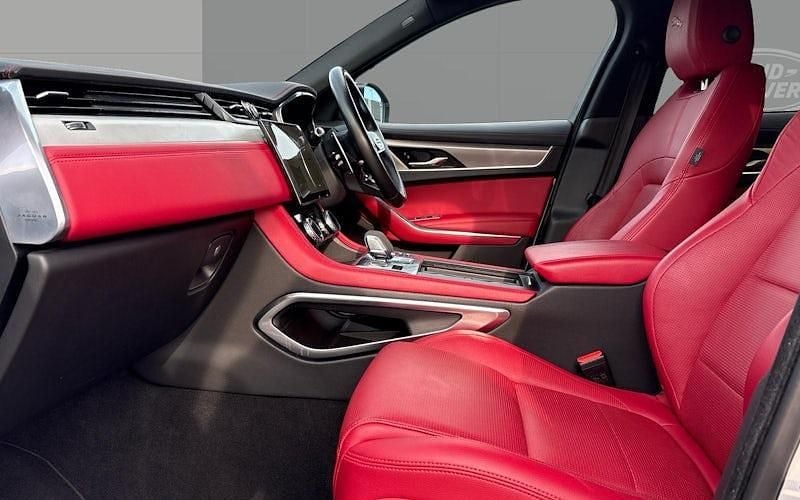 Used Jaguar F-Pace R-Dynamic 204 HP (150 kW) 2024 SUV