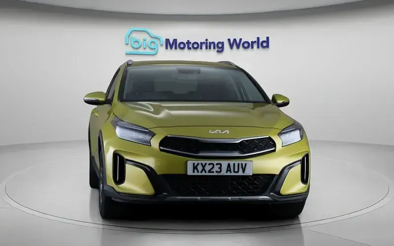 Used Kia XCeed 141 HP (103 kW) 2023 Yellow SUV