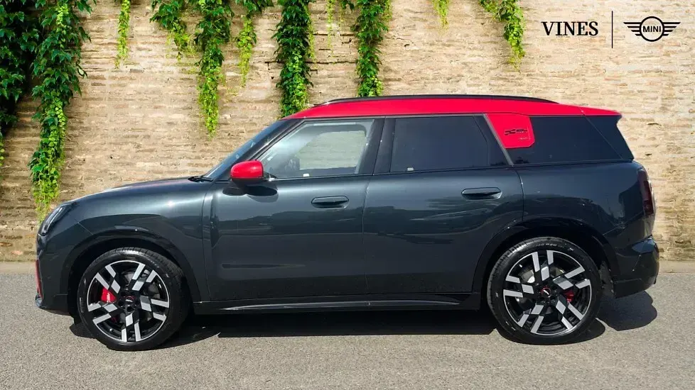 Used Mini John Cooper Works Countryman 296 HP (217 kW) 2024 Grey SUV
