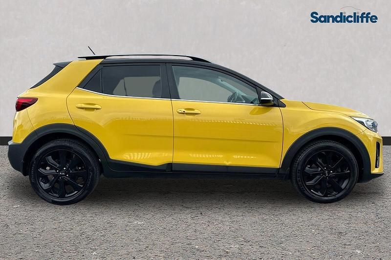 Used Kia Stonic First Edition 2018 Yellow SUV