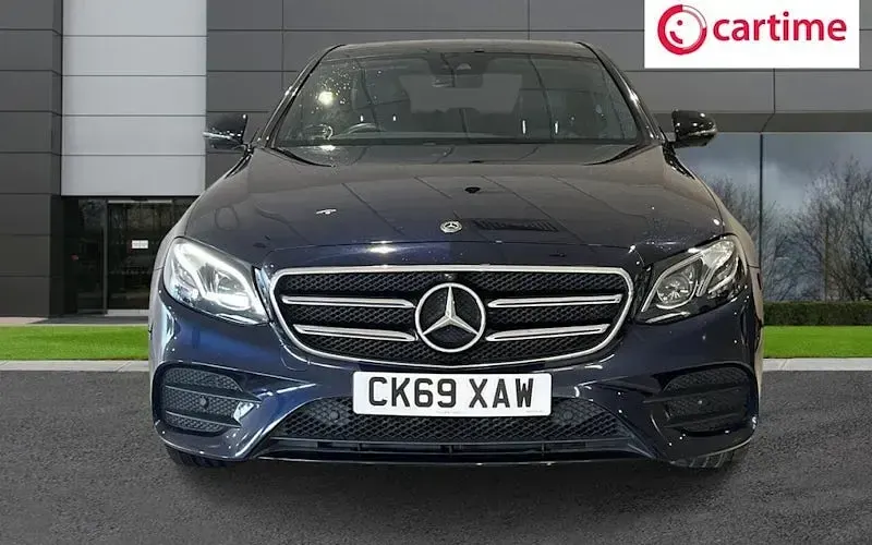 Used Mercedes E400 AMG line 340 HP (250 kW) 2020 Blue Sedan