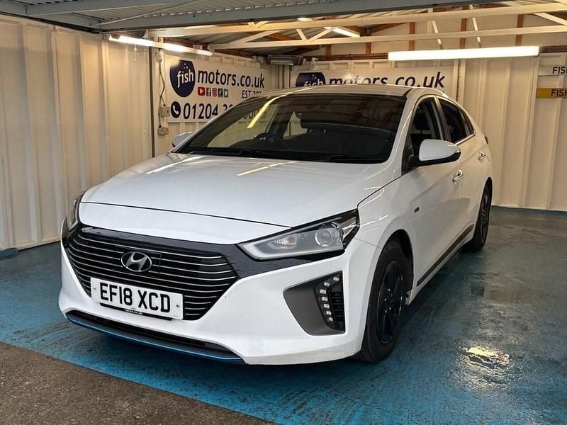 Used Hyundai Ioniq Premium 141 HP (103 kW) 2018 White Hatchback