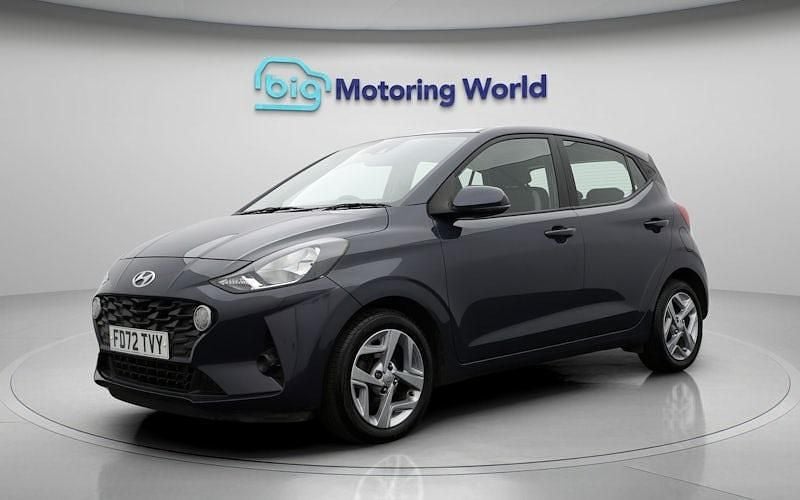Used Hyundai i10 SE 67 HP (49 kW) 2022 Grey Hatchback