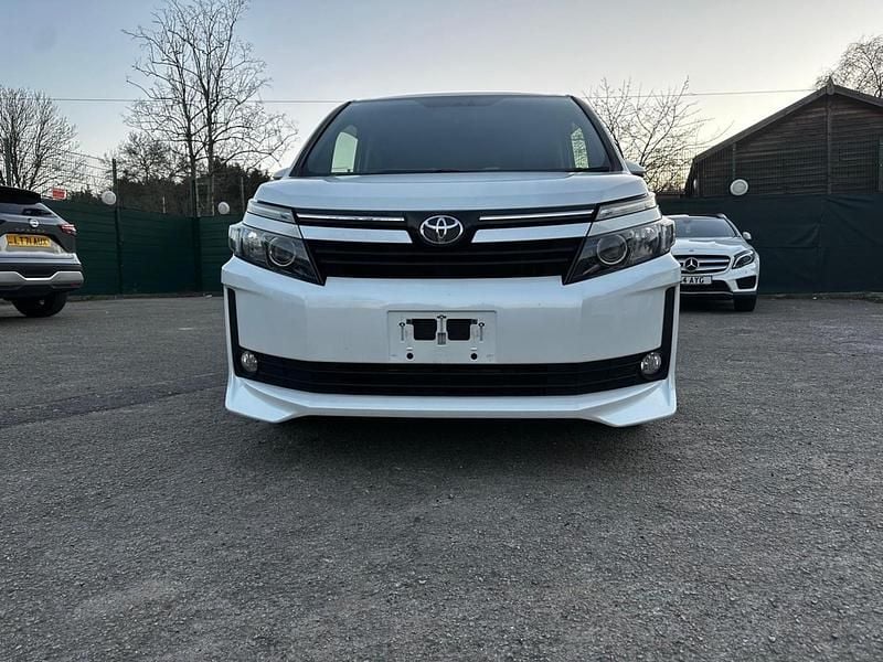 Used Toyota Voxy 2026 White MPV