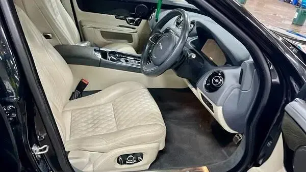 Usado Jaguar XJ S 2015 Preto Sedan