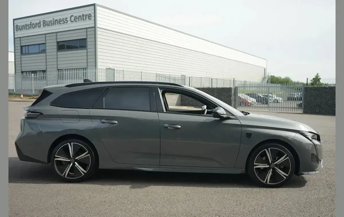 Used Peugeot 308 GTi 134 HP (98 kW) 2025 Grey Estate