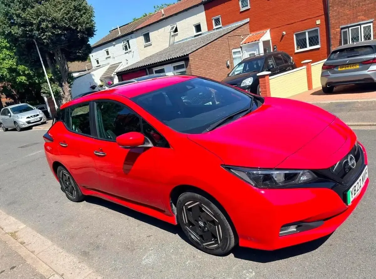 Used Nissan Leaf Acenta 110 kW (150 HP) 2022 Red Hatchback
