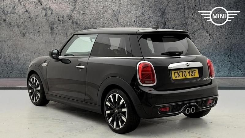Used Mini Cooper S Exclusive 189 HP (139 kW) 2020 Black Hatchback