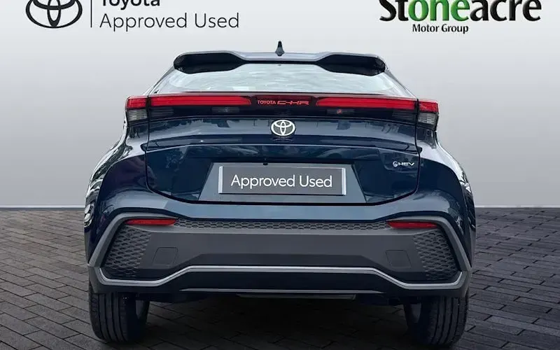 Used Toyota C-HR 140 HP (102 kW) 2026 SUV