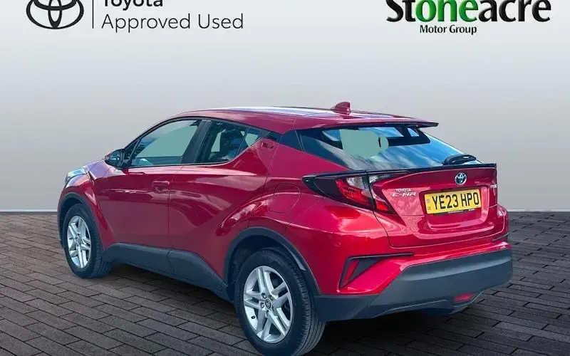Used Toyota C-HR 140 HP (102 kW) 2026 SUV