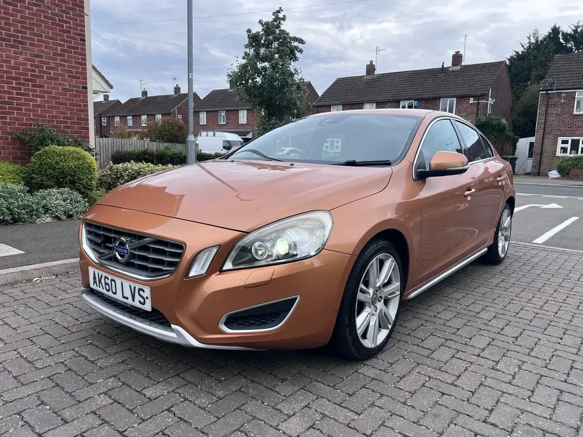 Used Volvo S60 SE Lux 2010 Bronze Sedan