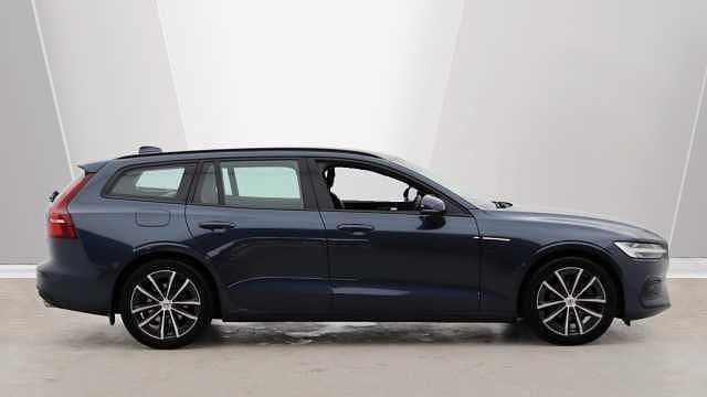 Used Volvo V60 Momentum 163 HP (119 kW) 2021 Estate