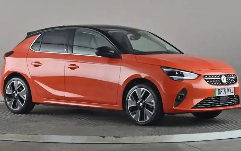 Usado Vauxhall Corsa-e Elite 100 kW (136 HP) 2022 Citadino