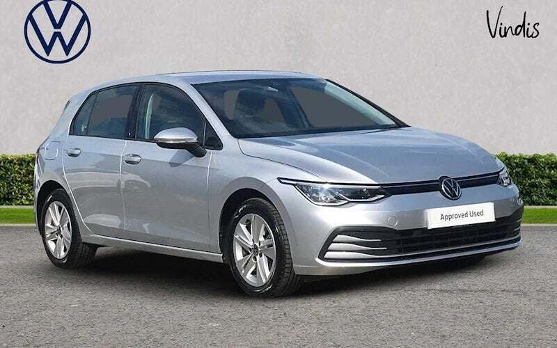 Used 2024 VW Golf VIII Life Hatchback | £17,422 (Super price) - Image 1/4