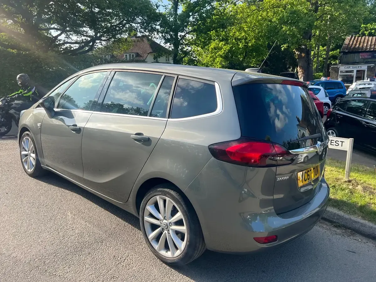 Used Vauxhall Zafira Elite 140 HP (102 kW) 2018 Grey MPV