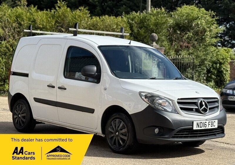 White Used 2016 Mercedes Citan 109 | £5,490 (Good price) - Image 1/2