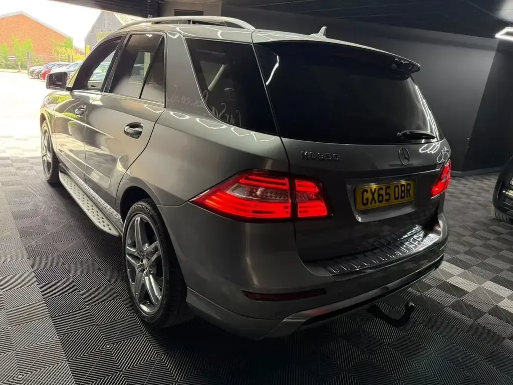 Used Mercedes ML350 AMG line 254 HP (186 kW) 2015 Silver SUV