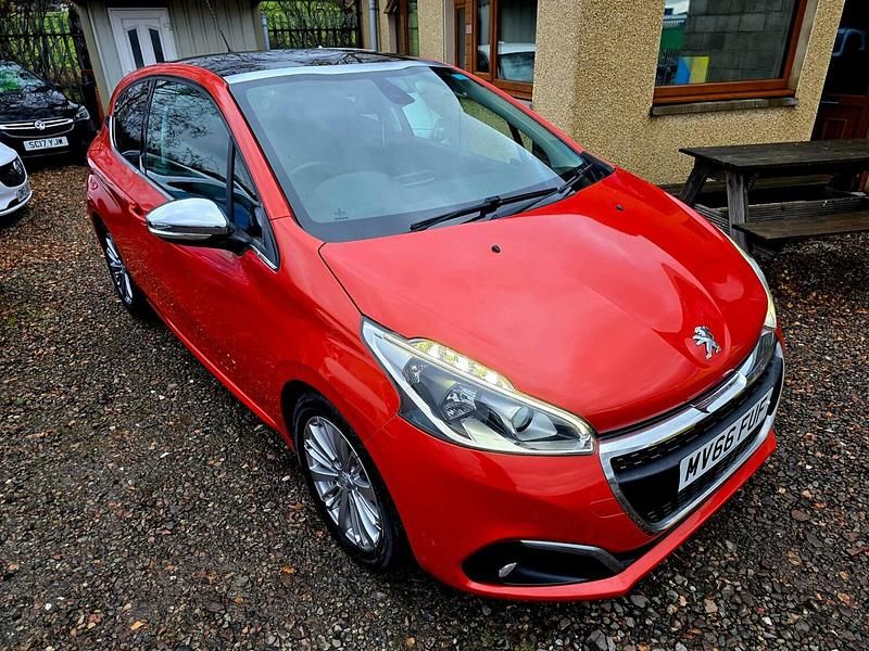 Used Peugeot 208 Allure 2016 Orange Hatchback