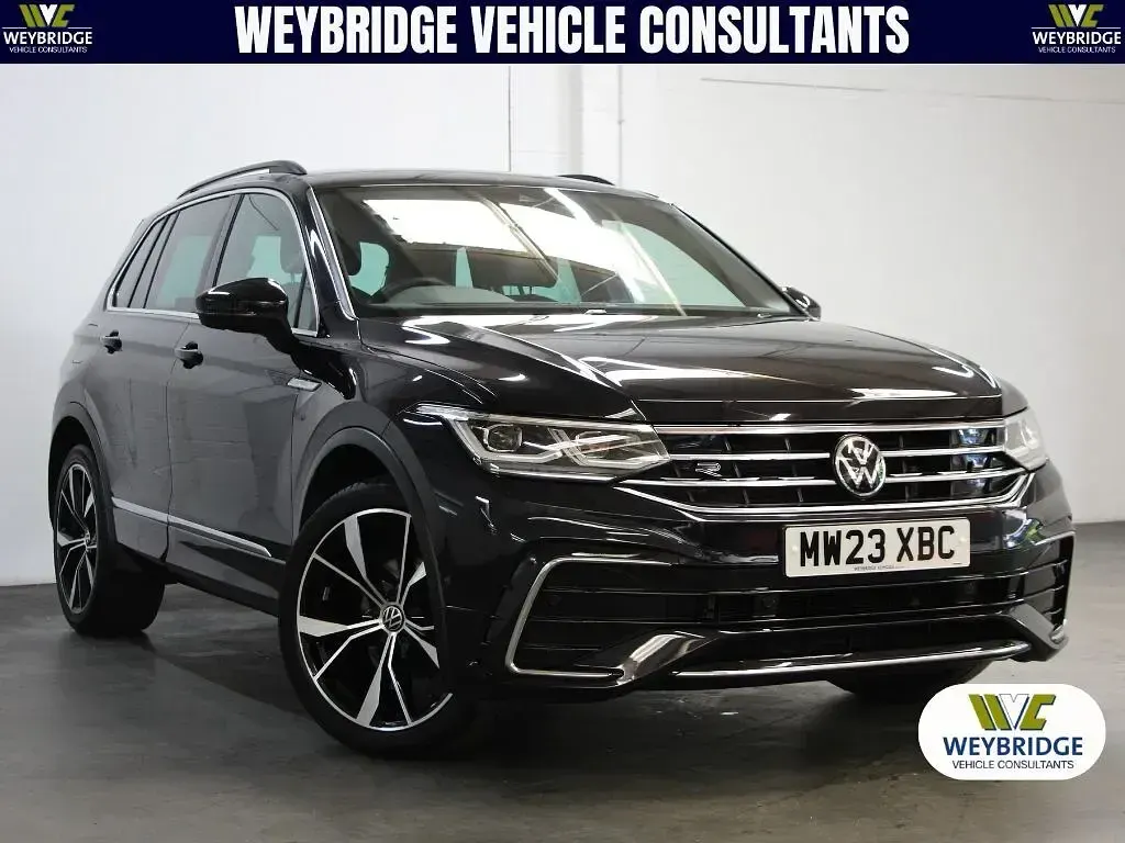 Begagnad VW Tiguan R-line 150 HK (110 kW) 2023 SUV