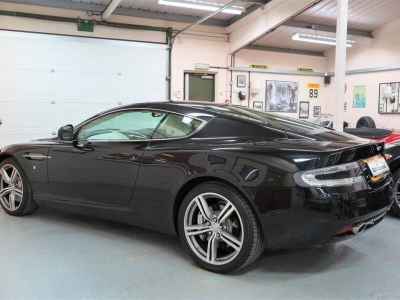 Used Aston Martin DB9 476 HP (350 kW) 2010 Black Coupe