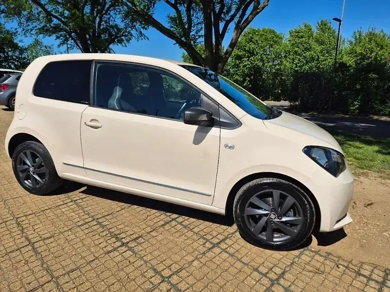 Used Seat Mii 75 HP (55 kW) 2014 Beige Hatchback