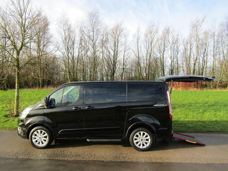 Used Ford Tourneo 2022 Black MPV