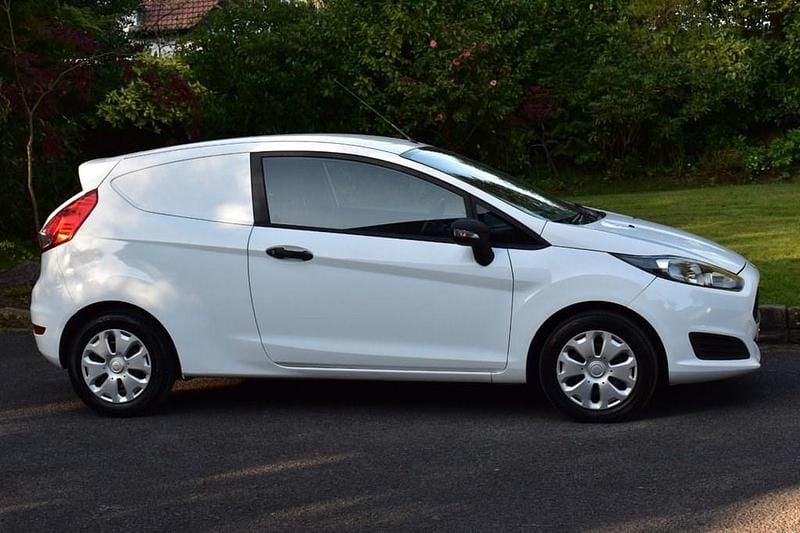 Usado Ford Fiesta 2017 Branco Citadino