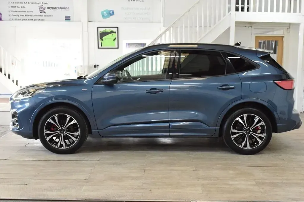 Used Ford Kuga ST-Line X 150 HP (110 kW) 2020 Blue SUV
