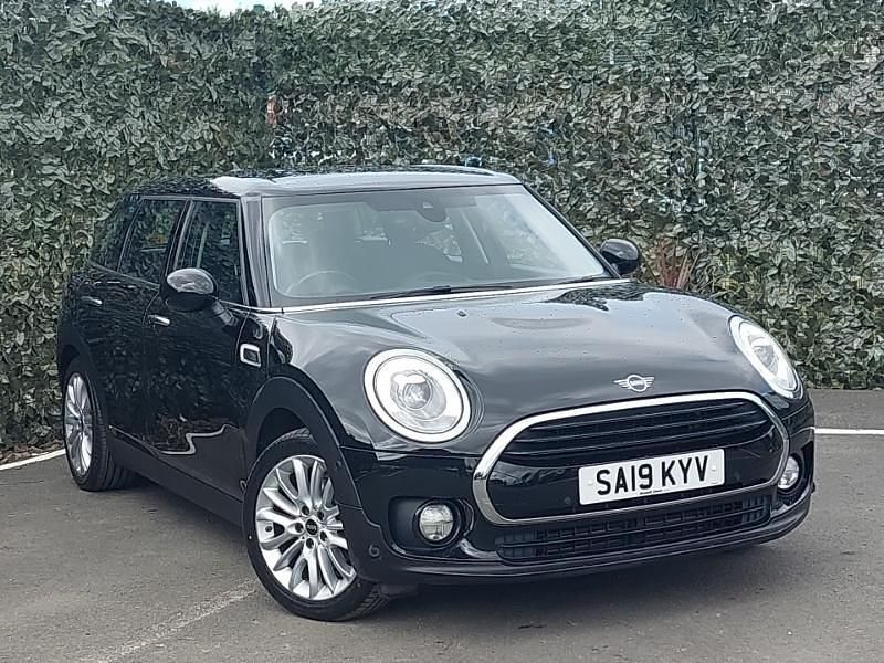 Black Used 2019 Mini Cooper Clubman Classic Estate | £11,998 (Good price) - Image 1/4