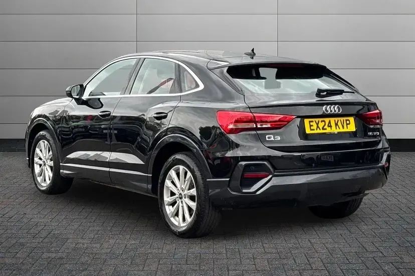 Used Audi Q3 Sportback Sport 148 HP (108 kW) 2024 Mythos black SUV