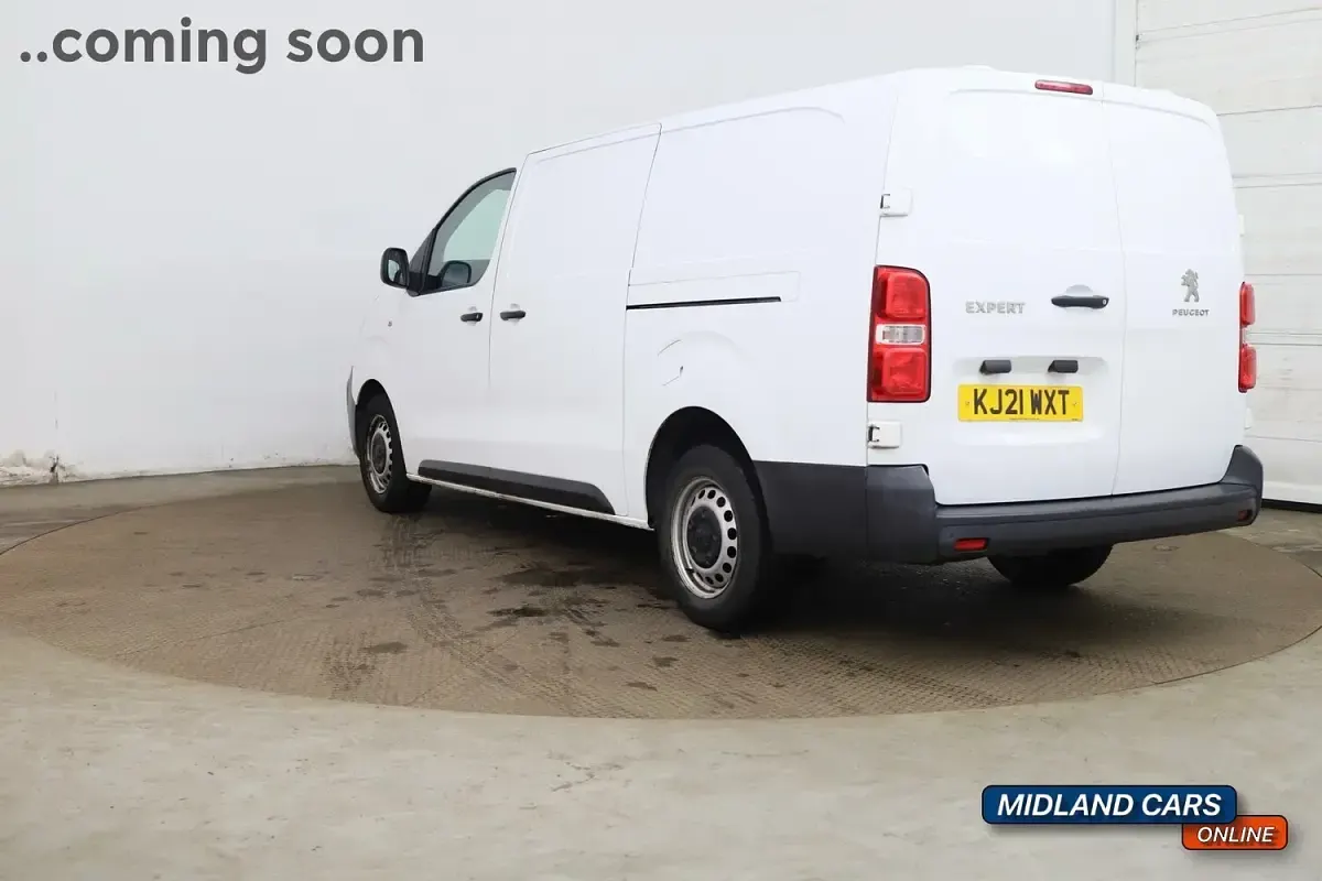 Used Peugeot Expert 122 HP (89 kW) 2021 White Van