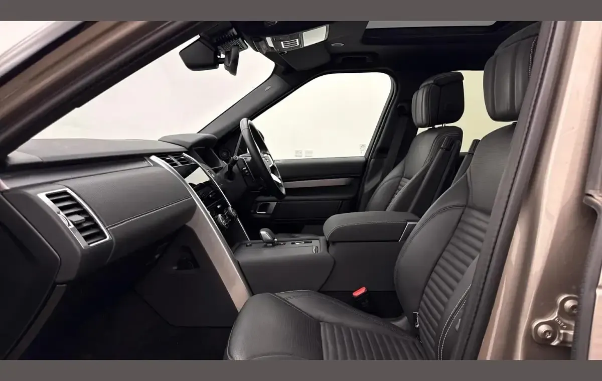 Used Land Rover Discovery HSE Dynamic 344 HP (253 kW) 2025 Other SUV