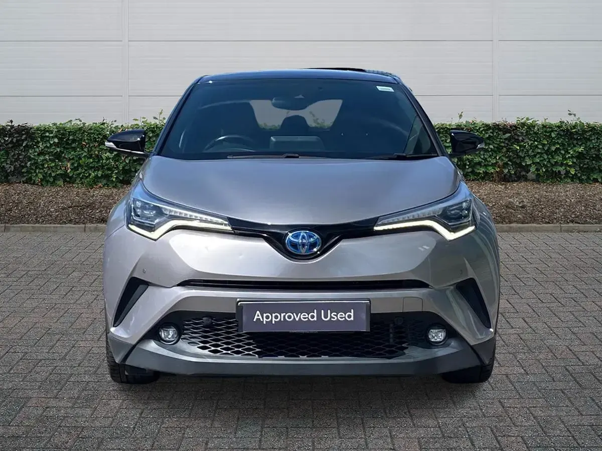 Used Toyota C-HR 122 HP (89 kW) 2018 Silver SUV