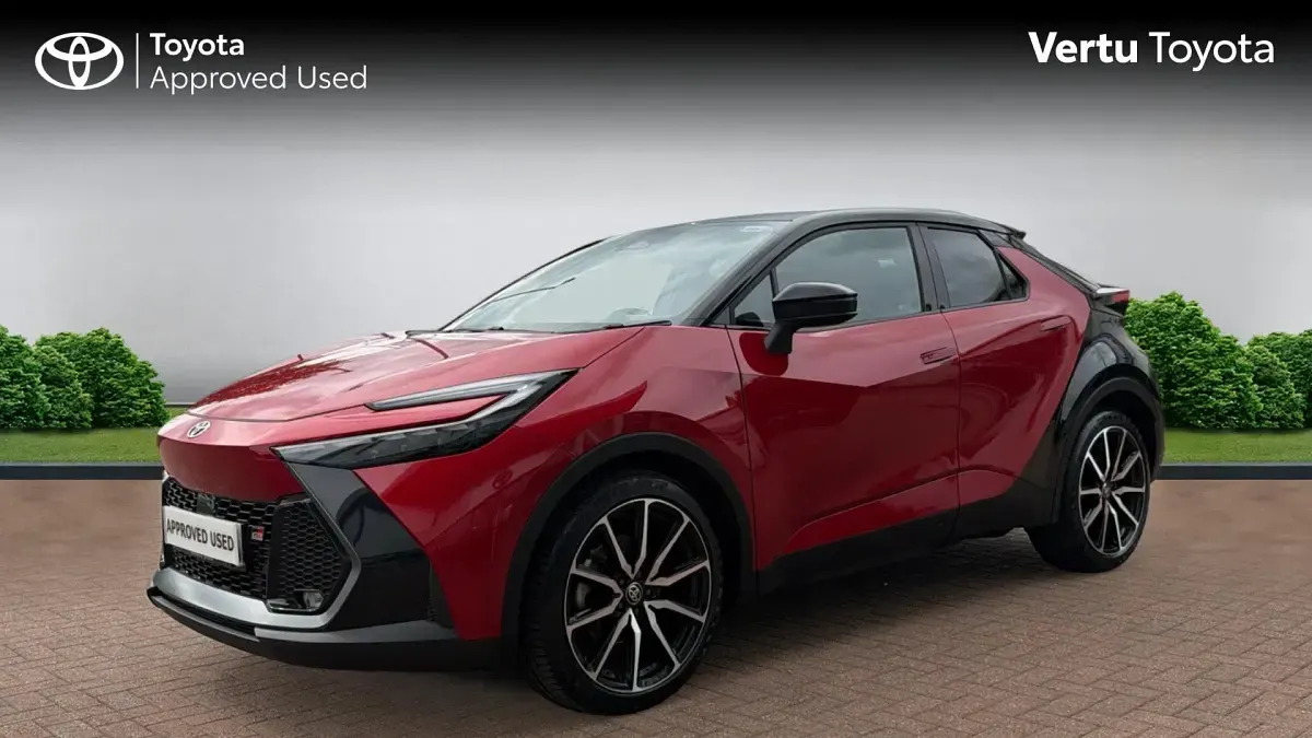 Used Toyota C-HR Sport 223 HP (164 kW) 2024 Scarlet flare bitone SUV