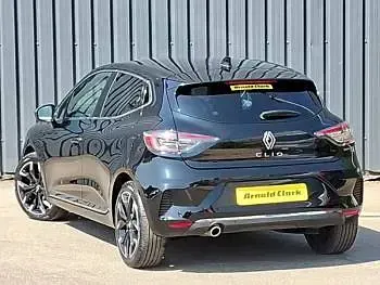 Used Renault Clio Techno 90 HP (66 kW) 2025 Black Hatchback