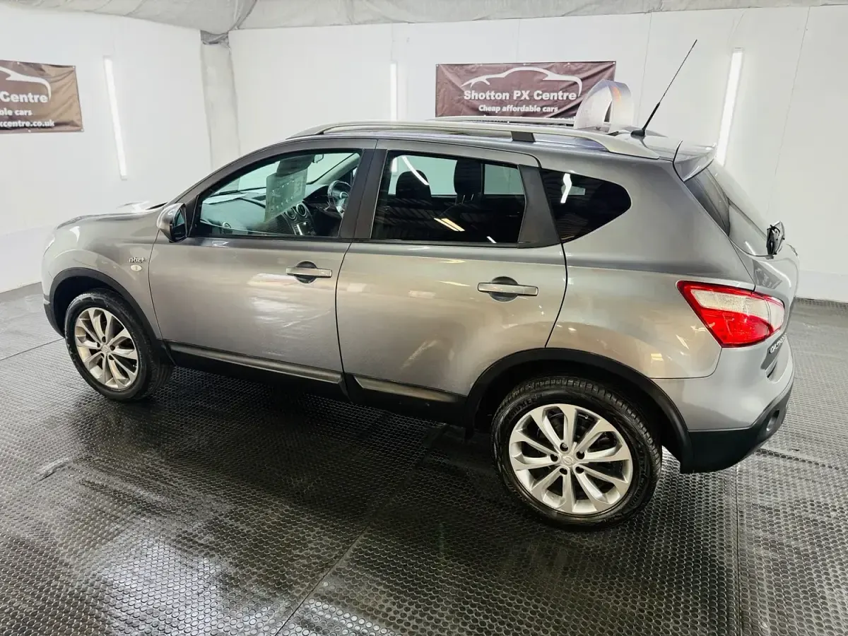 Used Nissan Qashqai N-TEC 117 HP (86 kW) 2012 Grey SUV