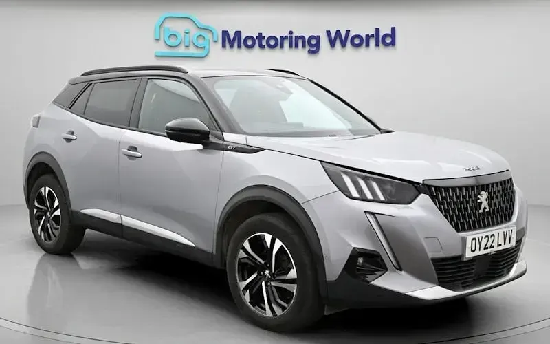 Second-hand Peugeot 2008 GT 131 CP (96 kW) 2022 SUV