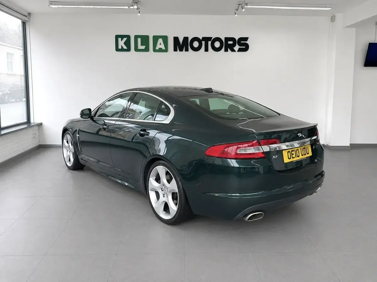 Used Jaguar XF Premium Luxury 271 HP (199 kW) 2010 Green Sedan