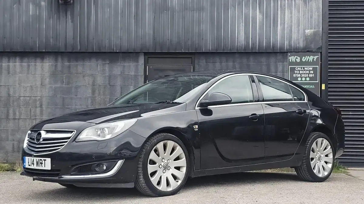 Used Vauxhall Insignia Elite 163 HP (119 kW) 2014 Black Hatchback