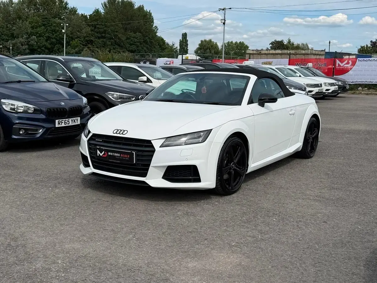 Used Audi TT Roadster Black Edition 184 HP (135 kW) 2018 White Cabriolet