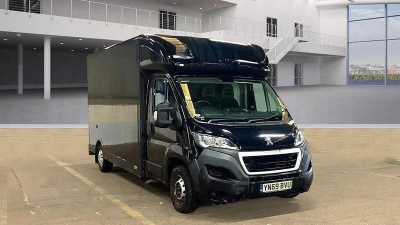 Black Used 2019 Peugeot Boxer Business-Line Van | £13,990 (A bit pricey) - Image 1/4