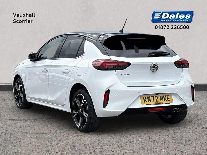 Second-hand Vauxhall Corsa Ultimate 128 CP (94 kW) 2023 Alb Hatchback