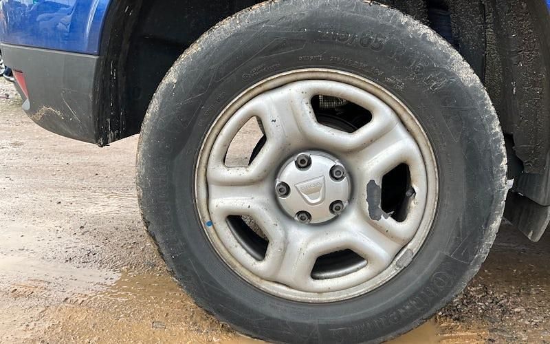 Used Dacia Duster Essentiel 91 HP (66 kW) 2022 Blue SUV