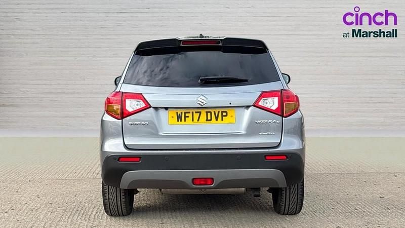 Used Suzuki Vitara 140 HP (102 kW) 2017 Grey SUV