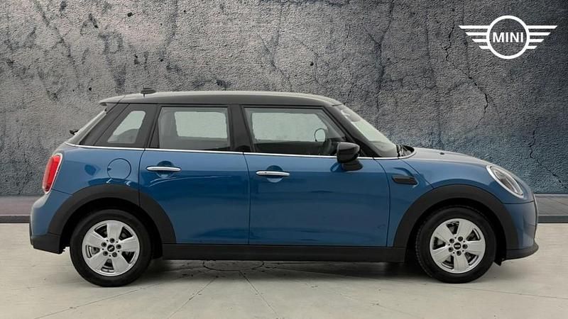 Usado Mini Cooper Classic 134 CV (98 kW) 2022 Azul Utilitario