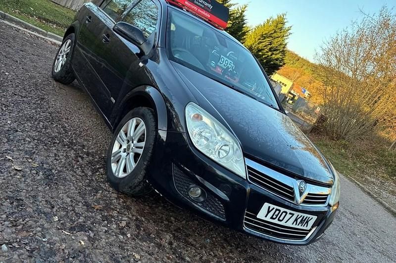Black Used 2007 Vauxhall Astra Design Edition Hatchback | £995 (Fair price) - Image 1/1
